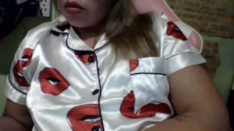 Lovewella online show from March 4, 2:42 pm