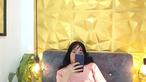 Snapshot of small_hot19 chatting on March 12, 7:36 pm Small Hot19 online show from March 12, 7:36 pm