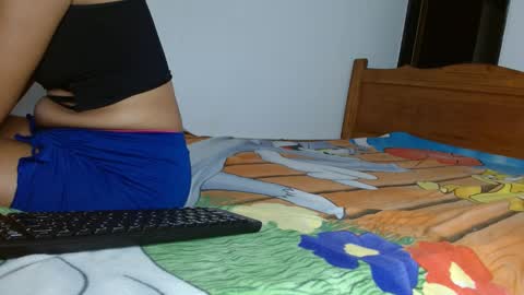 smallflorecita online show from February 21, 5:02 am