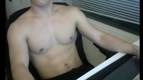 smallfox online show from February 2, 3:21 am