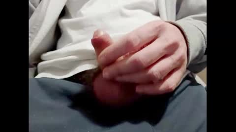 Snapshot of smallhairyuncut chatting on January 16, 6:59 pm Small Hairy Uncut online show from January 16, 6:59 pm