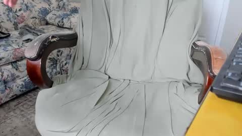 smallniceguyfrommi online show from January 13, 5:12 pm