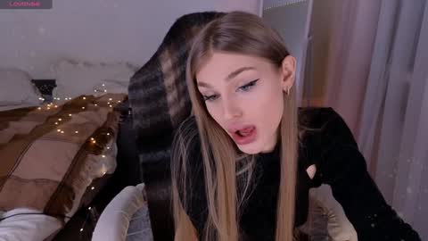 Manuna online show from January 16, 9:51 pm