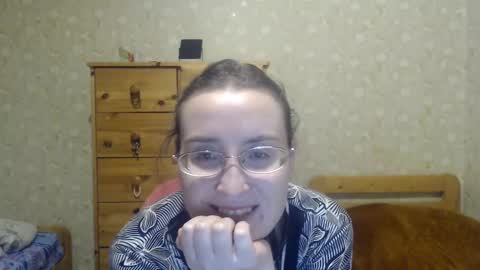 Snapshot of smart_rose chatting on February 11, 10:18 pm smart_rose online show from February 11, 10:18 pm