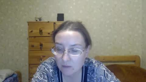 Snapshot of smart_rose chatting on February 12, 5:48 pm smart_rose online show from February 12, 5:48 pm