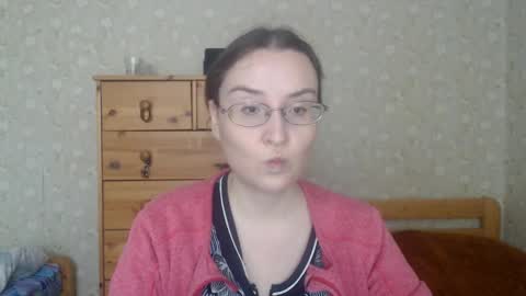 Snapshot of smart_rose chatting on February 7, 1:01 pm smart_rose online show from February 7, 1:01 pm