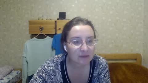 Snapshot of smart_rose chatting on March 4, 7:22 pm smart_rose online show from March 4, 7:22 pm