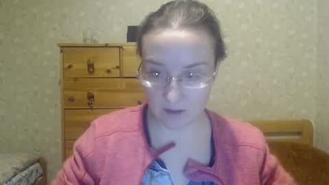 Snapshot of smart_rose chatting on January 31, 2:39 pm smart_rose online show from January 31, 2:39 pm