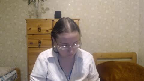 Snapshot of smart_rose chatting on February 4, 8:59 pm smart_rose online show from February 4, 8:59 pm