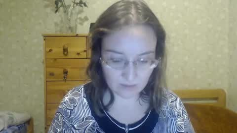 Snapshot of smart_rose chatting on February 7, 1:04 am smart_rose online show from February 7, 1:04 am