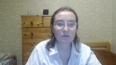 Snapshot of smart_rose chatting on February 4, 1:12 am smart_rose online show from February 4, 1:12 am