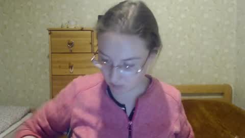 Snapshot of smart_rose chatting on March 2, 3:16 pm smart_rose online show from March 2, 3:16 pm