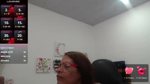 Smileth online show from October 10, 5:52 pm