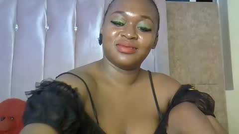 smiley_berry online show from October 14, 1:52 am