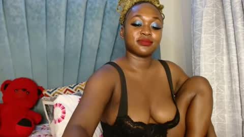 smiley_berry online show from November 20, 6:27 pm