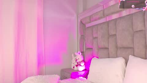      online show from October 20, 6:57 pm