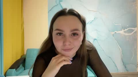 Snapshot of smiling_riddle chatting on January 26, 6:27 pm smiling_riddle online show from January 26, 6:27 pm