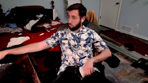 smilingwanker online show from December 6, 6:53 am