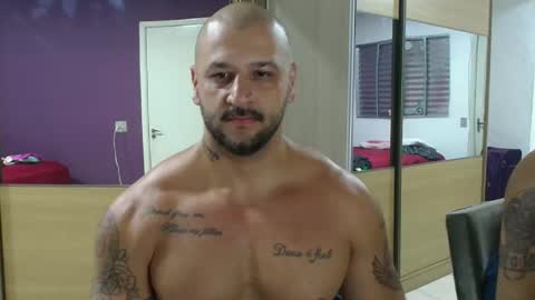 Snapshot of smithduke chatting on February 21, 11:54 pm smithduke online show from February 21, 11:54 pm