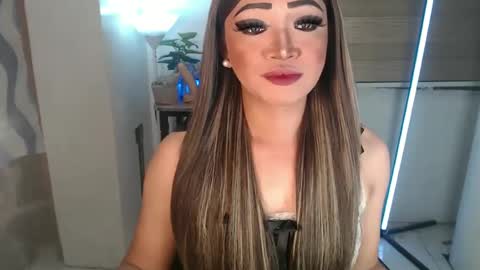Snapshot of smokeprincess chatting on March 9, 4:33 pm Amanda online show from March 9, 4:33 pm