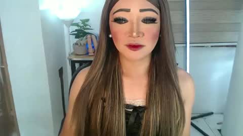 Snapshot of smokeprincess chatting on March 2, 12:09 am Amanda online show from March 2, 12:09 am