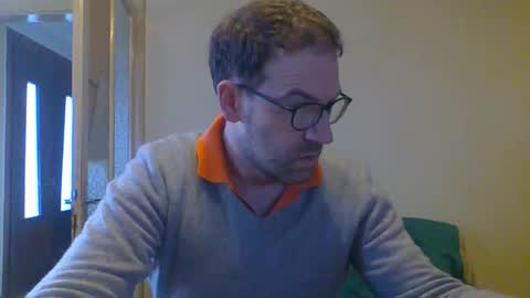 luca online show from October 5, 3:52 pm