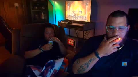 Come Smoke With Us online show from October 21, 2:05 am