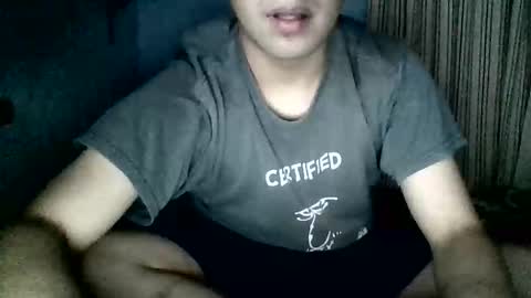 smoothchest1 online show from April 20, 8:28 am