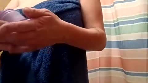 smoothmove1215 online show from January 7, 11:04 am