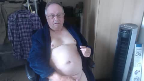 smoothmutton online show from May 18, 7:47 am