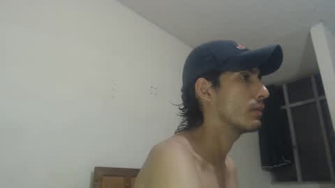 snackontime19 online show from September 26, 5:37 am