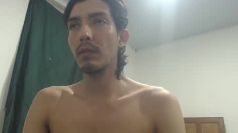 snackontime19 online show from November 25, 6:01 am