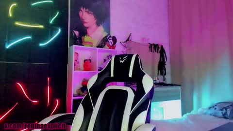 Reeginaaaaa online show from October 3, 9:34 pm