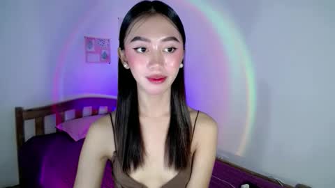 kianna online show from April 11, 7:02 am