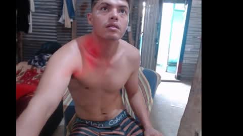 snakeguy08 online show from April 14, 1:14 pm