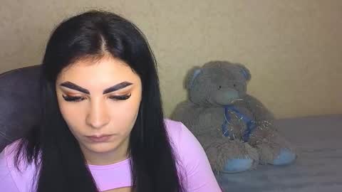 Olivia online show from November 21, 3:43 pm