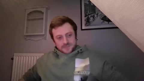 snoecks online show from April 11, 4:55 pm