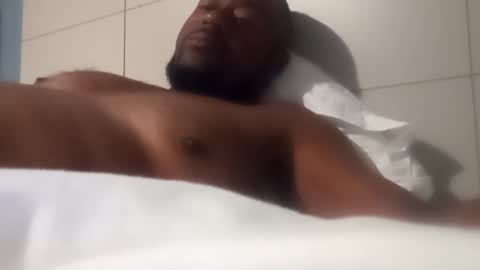 snomann01 online show from September 24, 2:51 am
