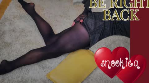 MISS SISSY CHERI online show from December 19, 3:51 pm