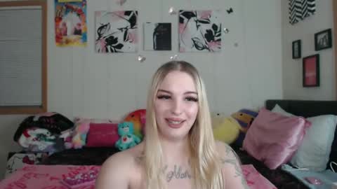 snow_money online show from December 5, 12:25 am