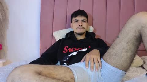 Snow online show from October 14, 1:03 pm