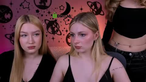 so_hot_rosalie online show from May 12, 7:23 pm