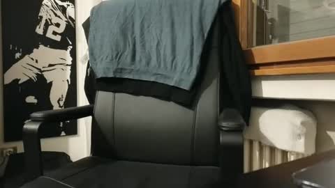 luca -   online show from January 27, 7:03 pm