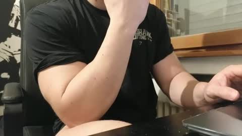 luca -   online show from January 22, 9:10 pm