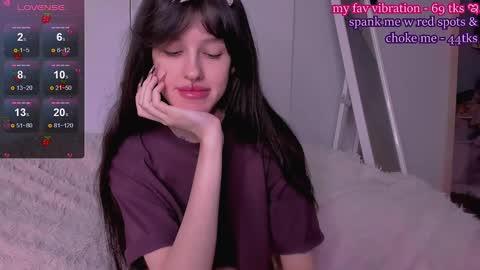 Snapshot of sofa_green chatting on December 27, 2:22 pm lady sofi green online show from December 27, 2:22 pm