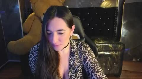 soffi_betacur_b online show from November 2, 3:06 am