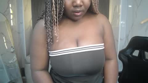 soffia_b online show from October 2, 3:38 am