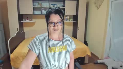 Soffy online show from February 3, 6:22 am