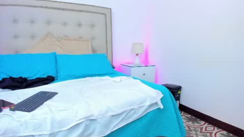 sofhyalove online show from July 21, 8:22 pm