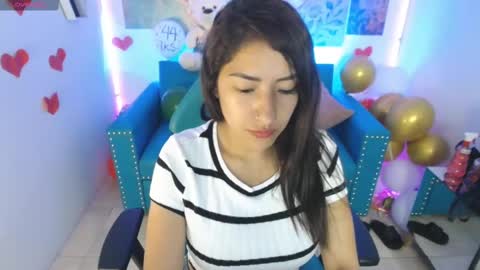 Snapshot of sofi_hot_4m chatting on February 27, 1:07 pm Sofi online show from February 27, 1:07 pm